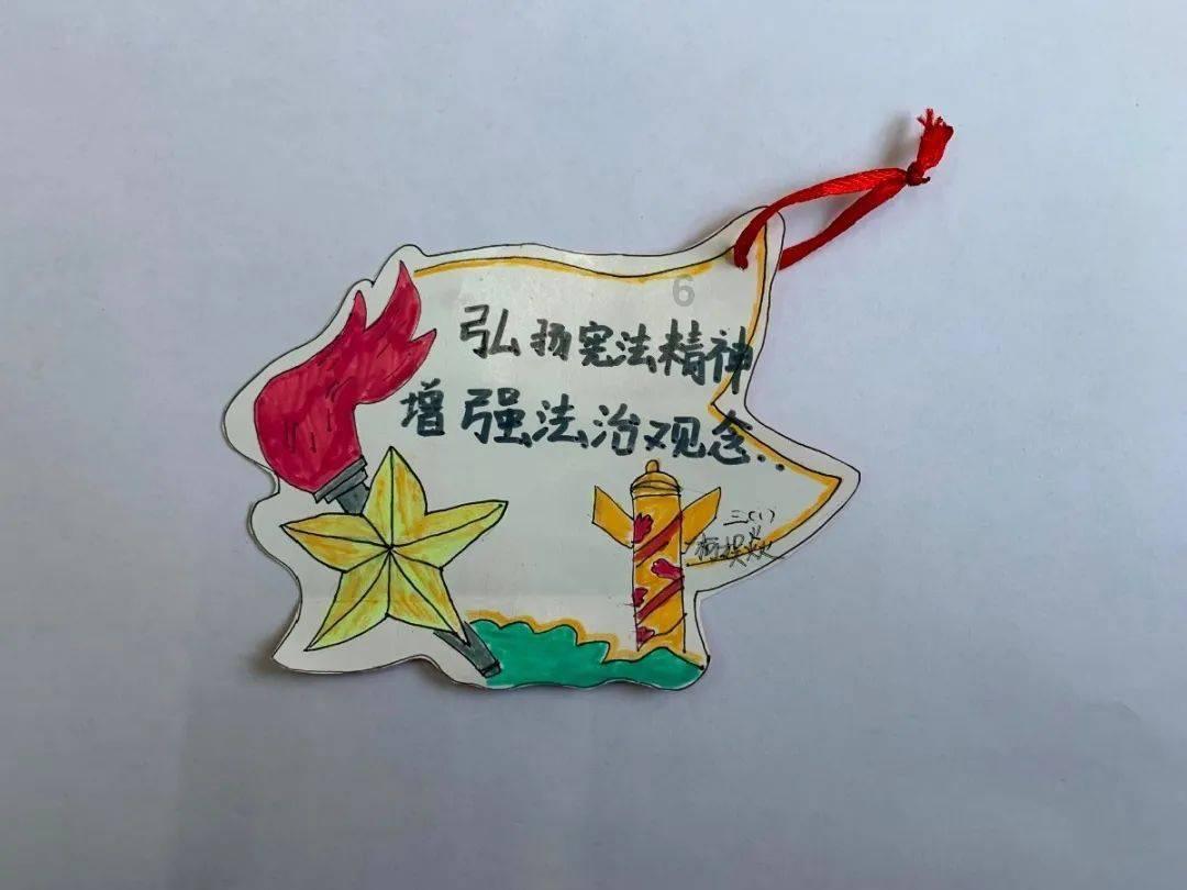 男友心烦？游戏画面